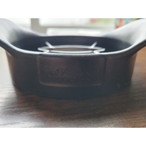 Pampered Chef 2418 Black Mango Wedger w/Stainless Steel Blades & Cover - Picture 7 of 8